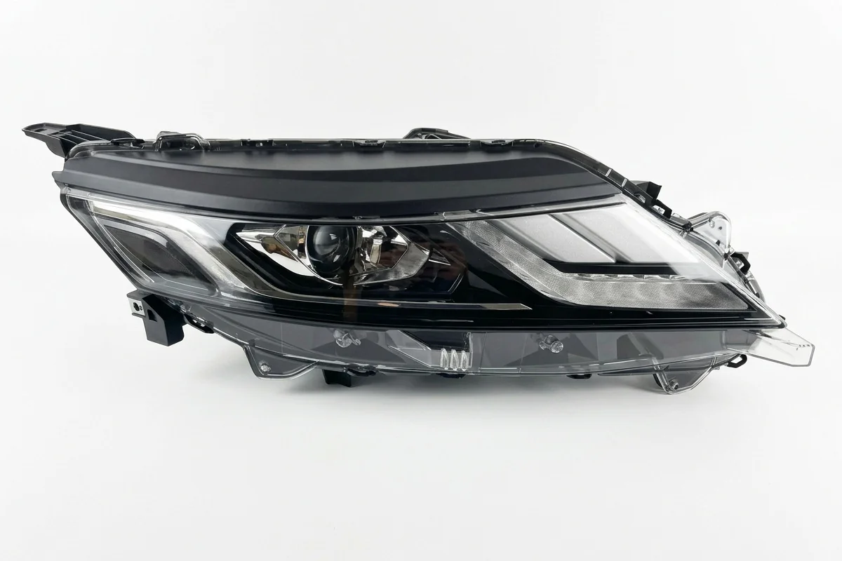 GBT Mitsubishi L200 2015-2024 рр. Передня фара (2019-2024, Права) для Mitsubishi L200 2015–2024 Кузов та оптика