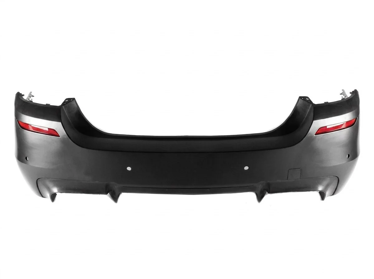 GBT BMW 5 серія F10/F11 2010-2016 рр. Задній бампер з дифузором M5 для BMW 5 Series 2010–2016 Кузов та оптика